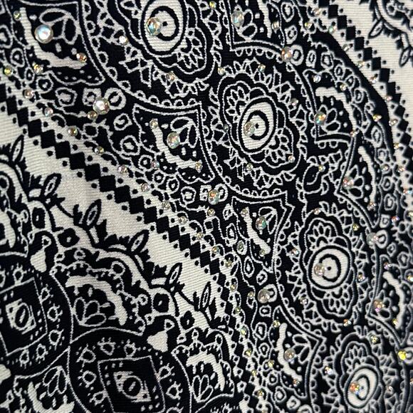 Christina Love White Dress with Blue Pattern and Sequins, Large, Pre-owned - Picture 4 of 8